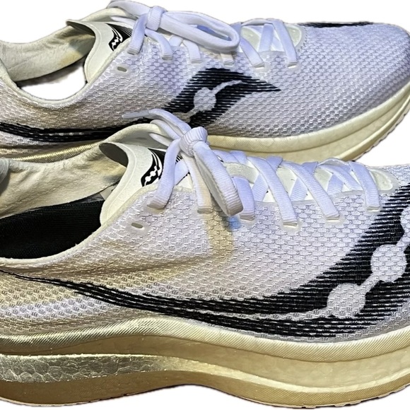 Saucony Endorphin Pro+ 🏃‍♂️ - Picture 4 of 6
